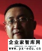 于今：加快社会管理体制的转变与创新