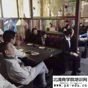 泸州玩格餐饮服务礼仪培训圆满结束