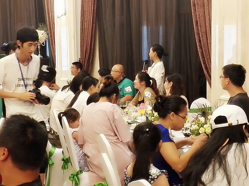 佳兆业地产公司西餐礼仪讲座