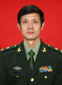 李勤